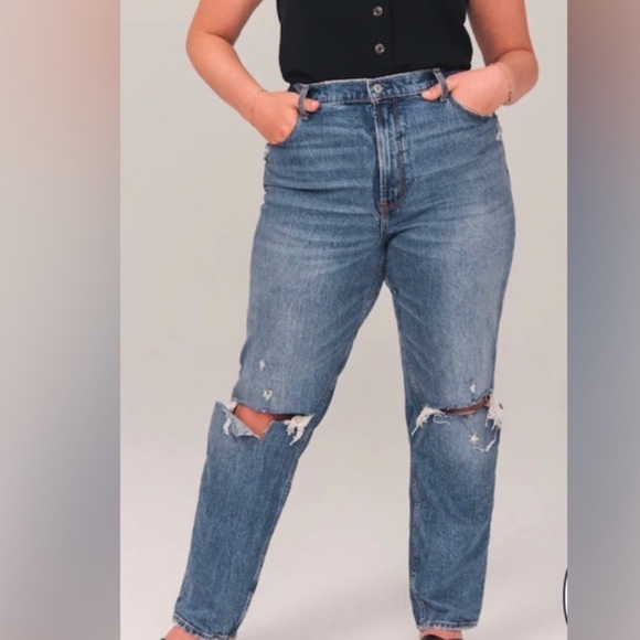 Abercrombie & Fitch Denim - Abercrombie & Fitch Curve Love 90’s Straight Jean